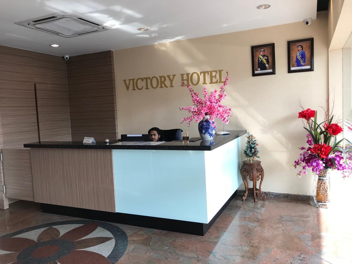 Victory Hotel Джохор Бахру Екстериор снимка